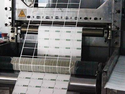 草莓视频APP污下载标签该如何保存